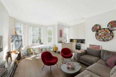 Apartment For Sale in London, United Kingdom