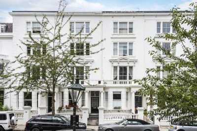 Apartment For Sale in London, United Kingdom