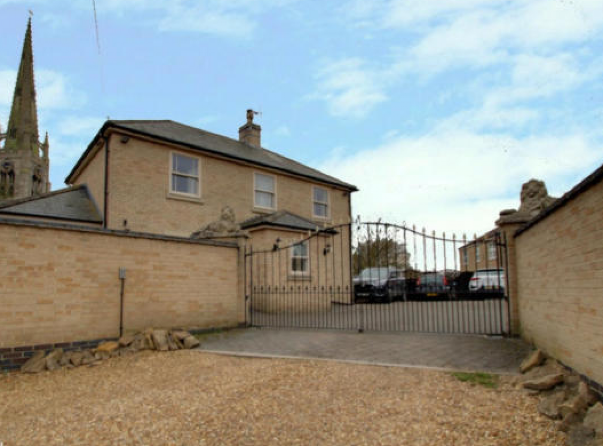 Picture of Home For Sale in Peterborough, Cambridgeshire, United Kingdom
