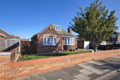 Bungalow For Sale in Cleethorpes, United Kingdom