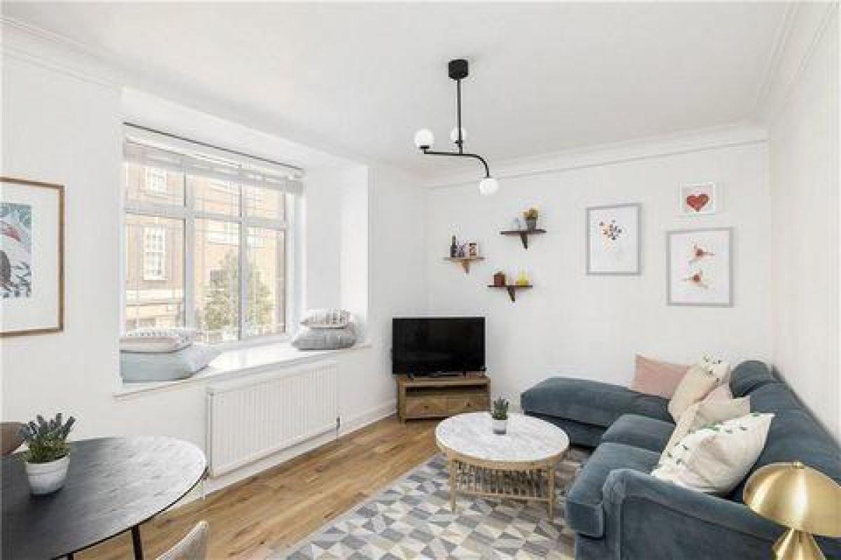 Picture of Apartment For Sale in London, Greater London, United Kingdom