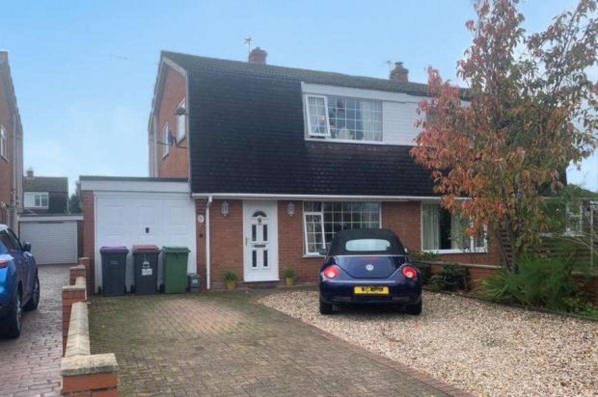 Picture of Home For Sale in Telford, Shropshire, United Kingdom