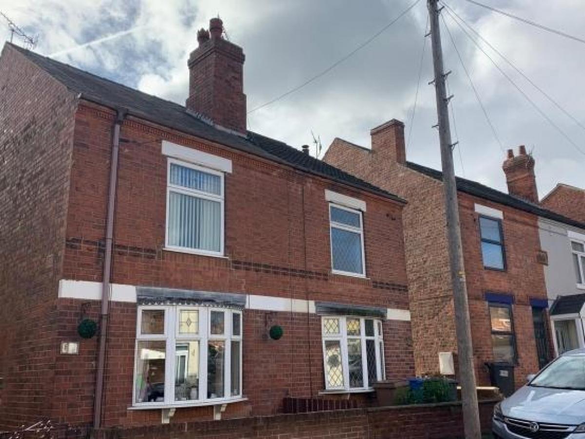 Picture of Home For Sale in Ilkeston, Derbyshire, United Kingdom