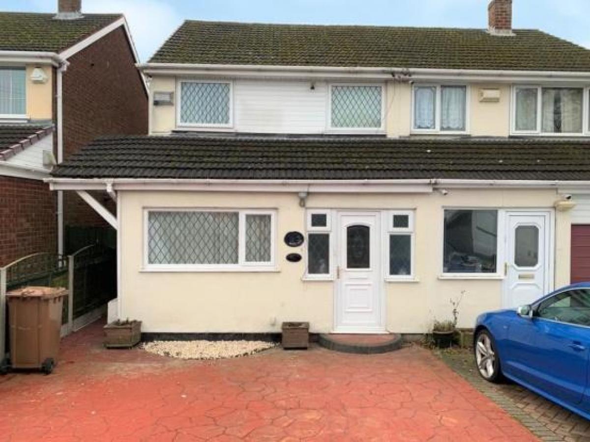 Picture of Home For Sale in Walsall, West Midlands, United Kingdom