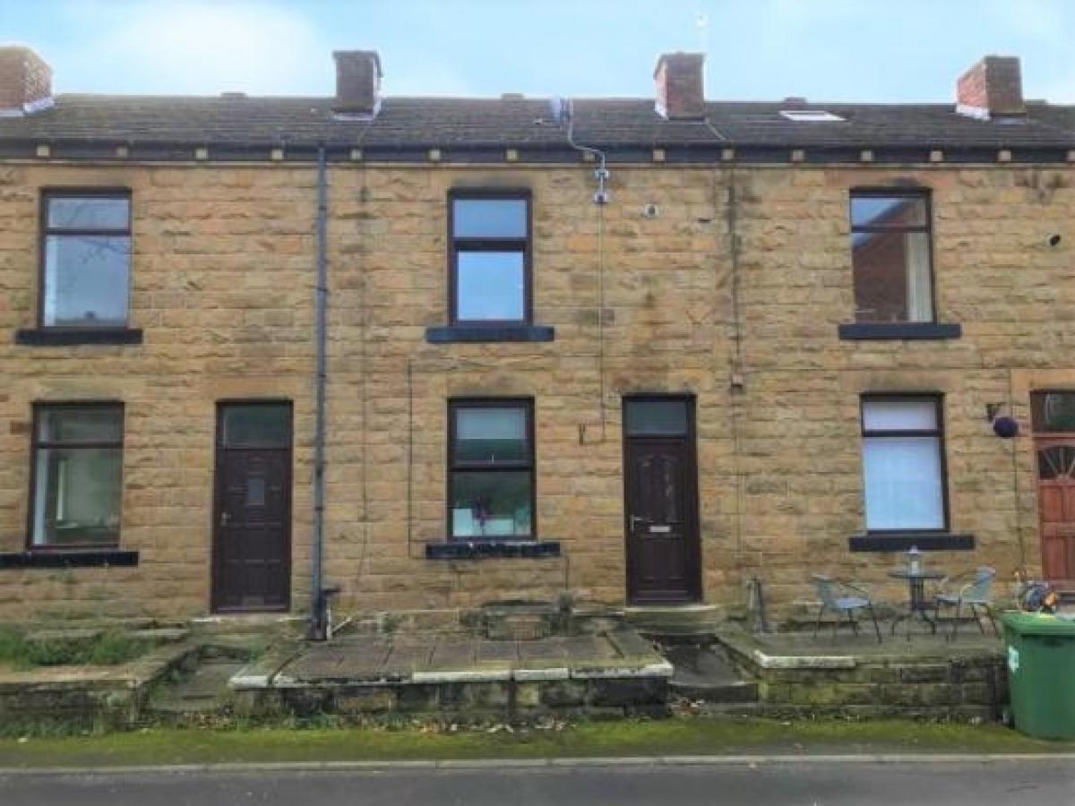 Picture of Home For Sale in Batley, West Yorkshire, United Kingdom