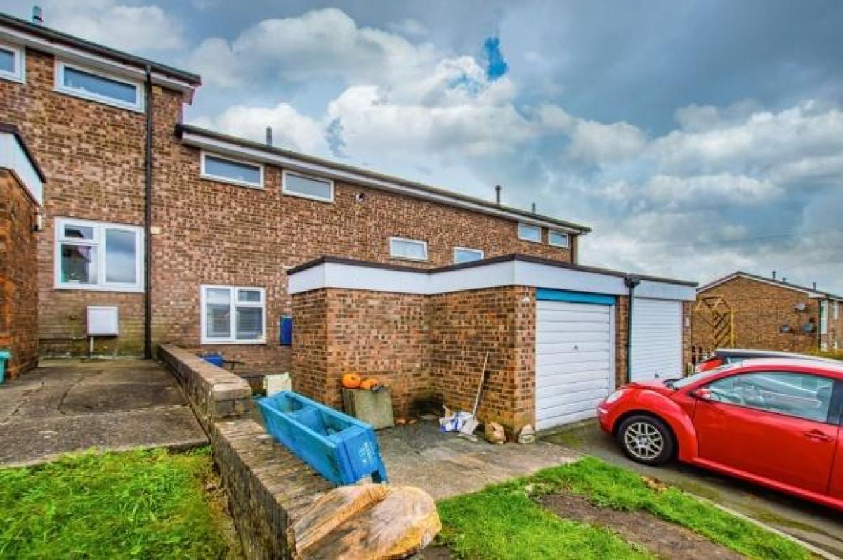 Picture of Home For Sale in Swansea, West Glamorgan, United Kingdom