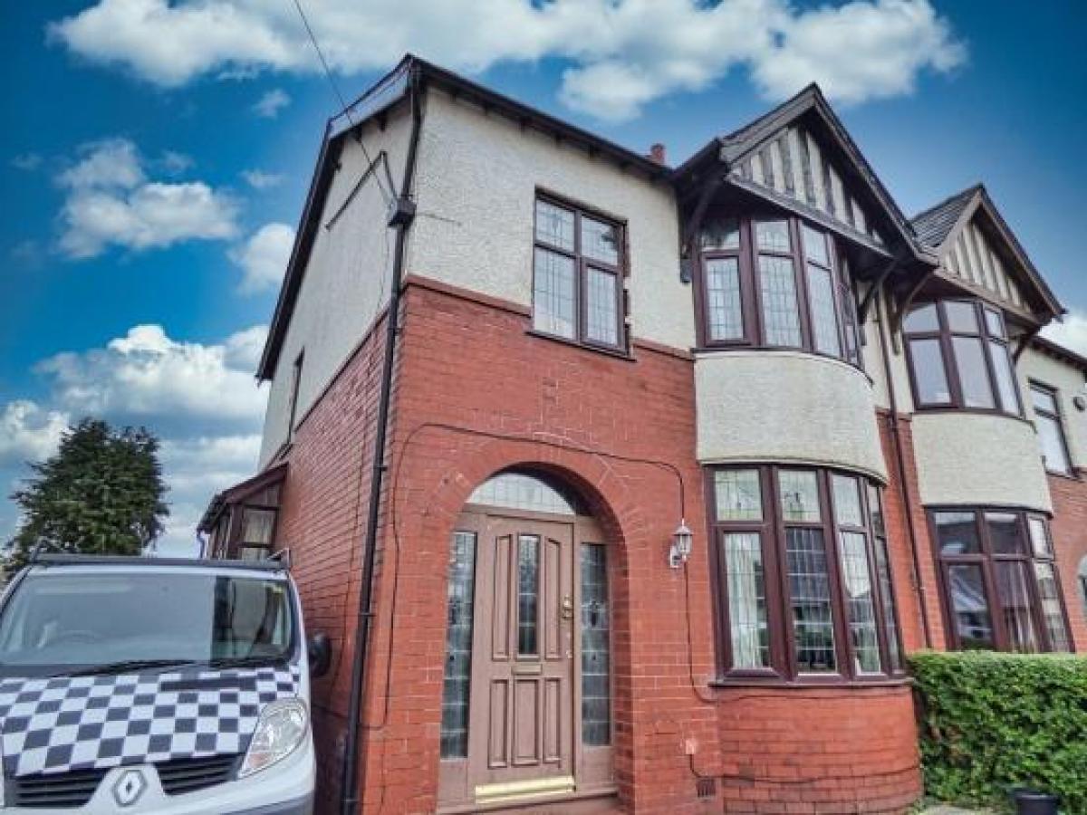 Picture of Home For Sale in Preston, Lancashire, United Kingdom