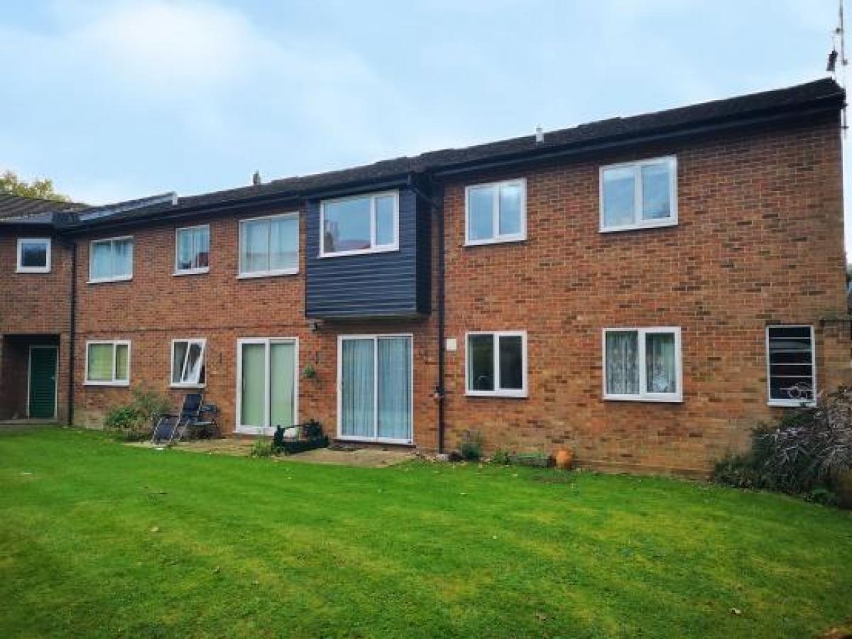 Picture of Apartment For Sale in Brentwood, Essex, United Kingdom
