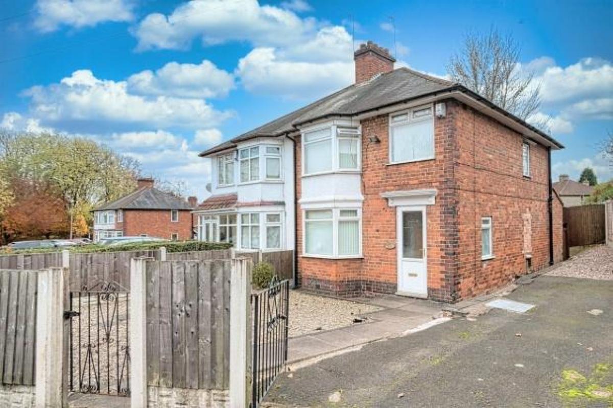 Picture of Home For Sale in Birmingham, West Midlands, United Kingdom