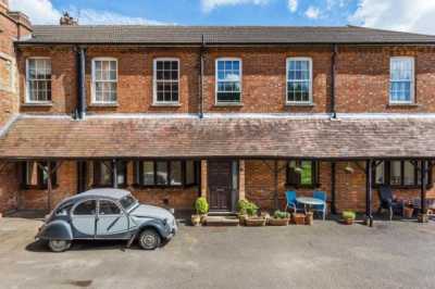 Apartment For Sale in Dorking, United Kingdom