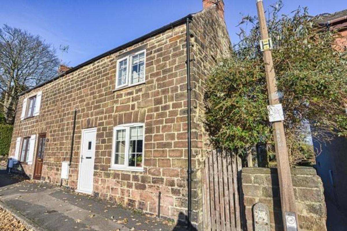 Picture of Home For Sale in Belper, Derbyshire, United Kingdom