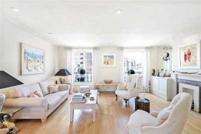 Apartment For Sale in London, United Kingdom