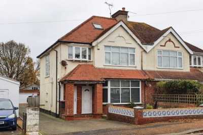 Apartment For Sale in Worthing, United Kingdom