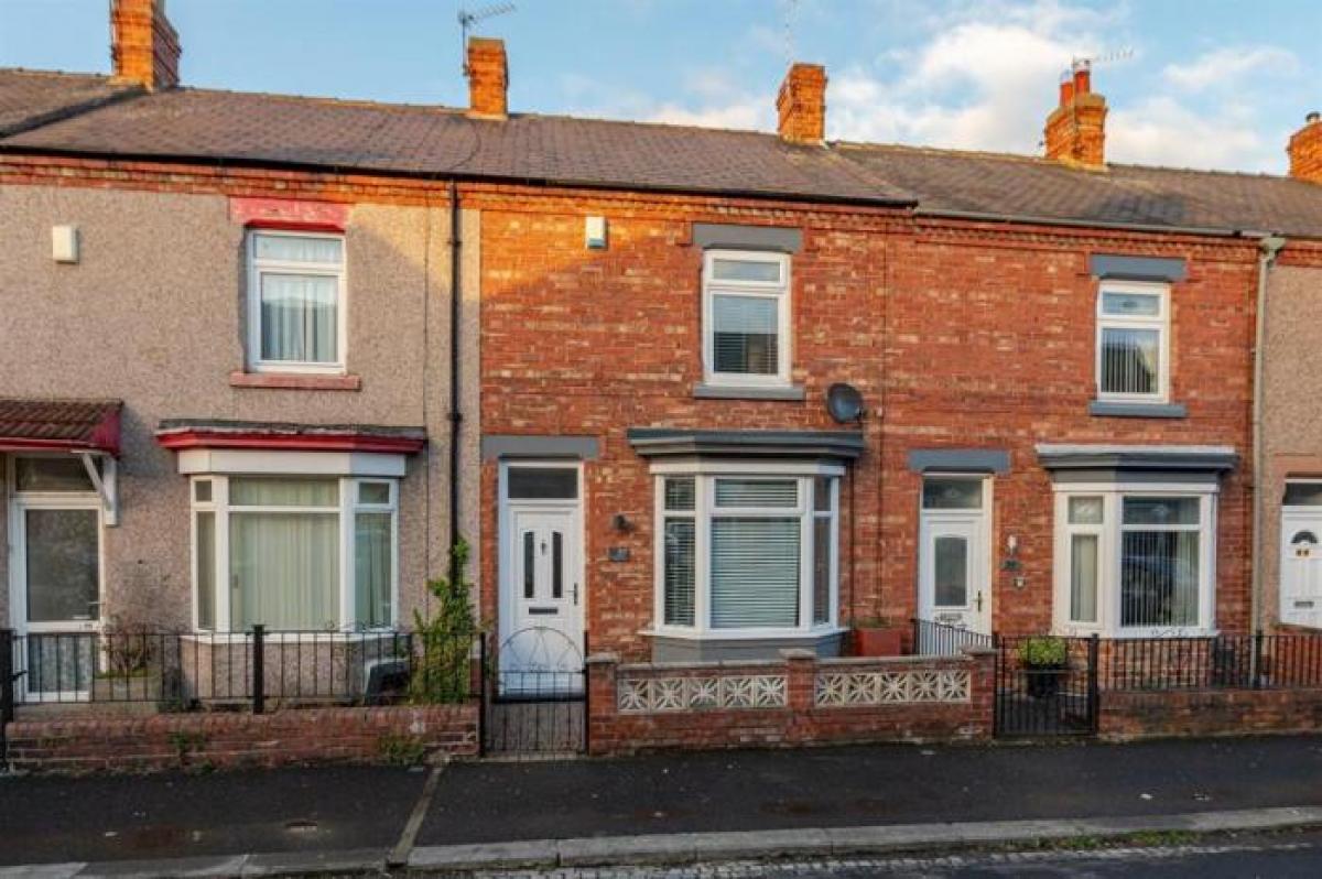 Picture of Home For Sale in Darlington, County Durham, United Kingdom
