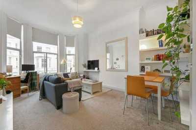 Apartment For Sale in London, United Kingdom