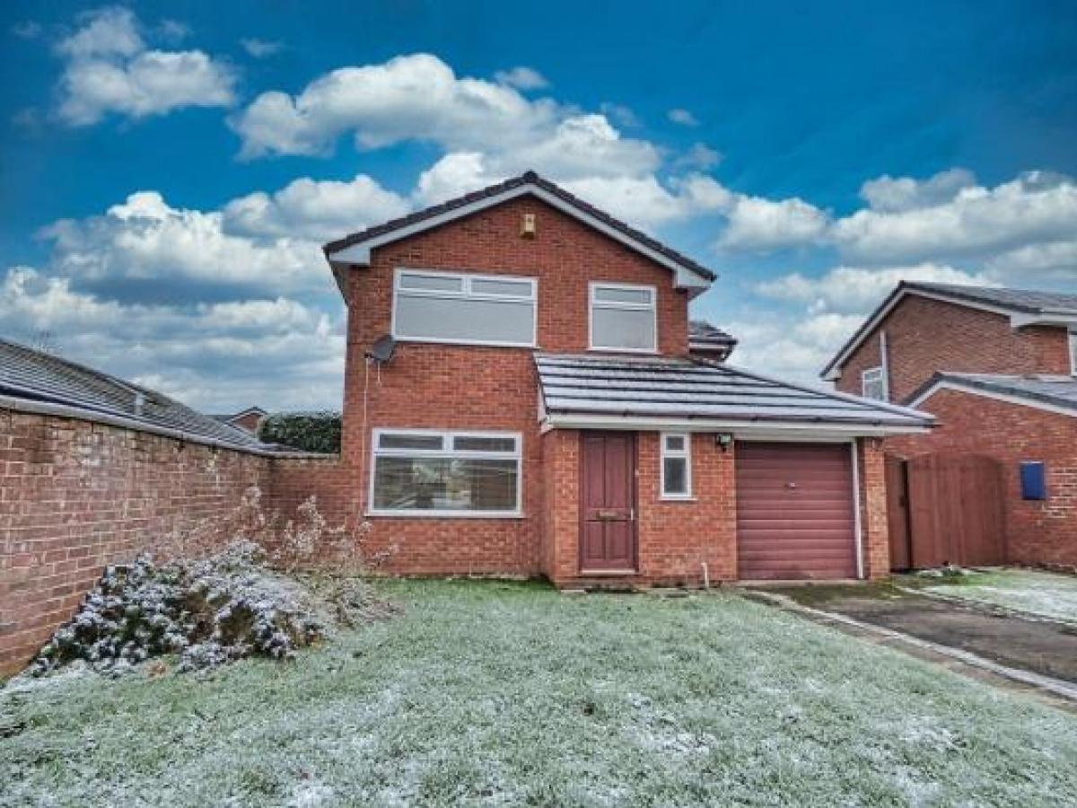 Picture of Home For Sale in Preston, Lancashire, United Kingdom