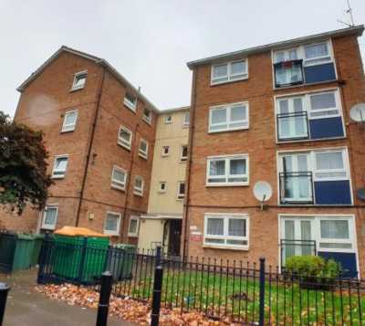 Apartment For Sale in East Ham, United Kingdom