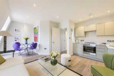 Apartment For Sale in London, United Kingdom