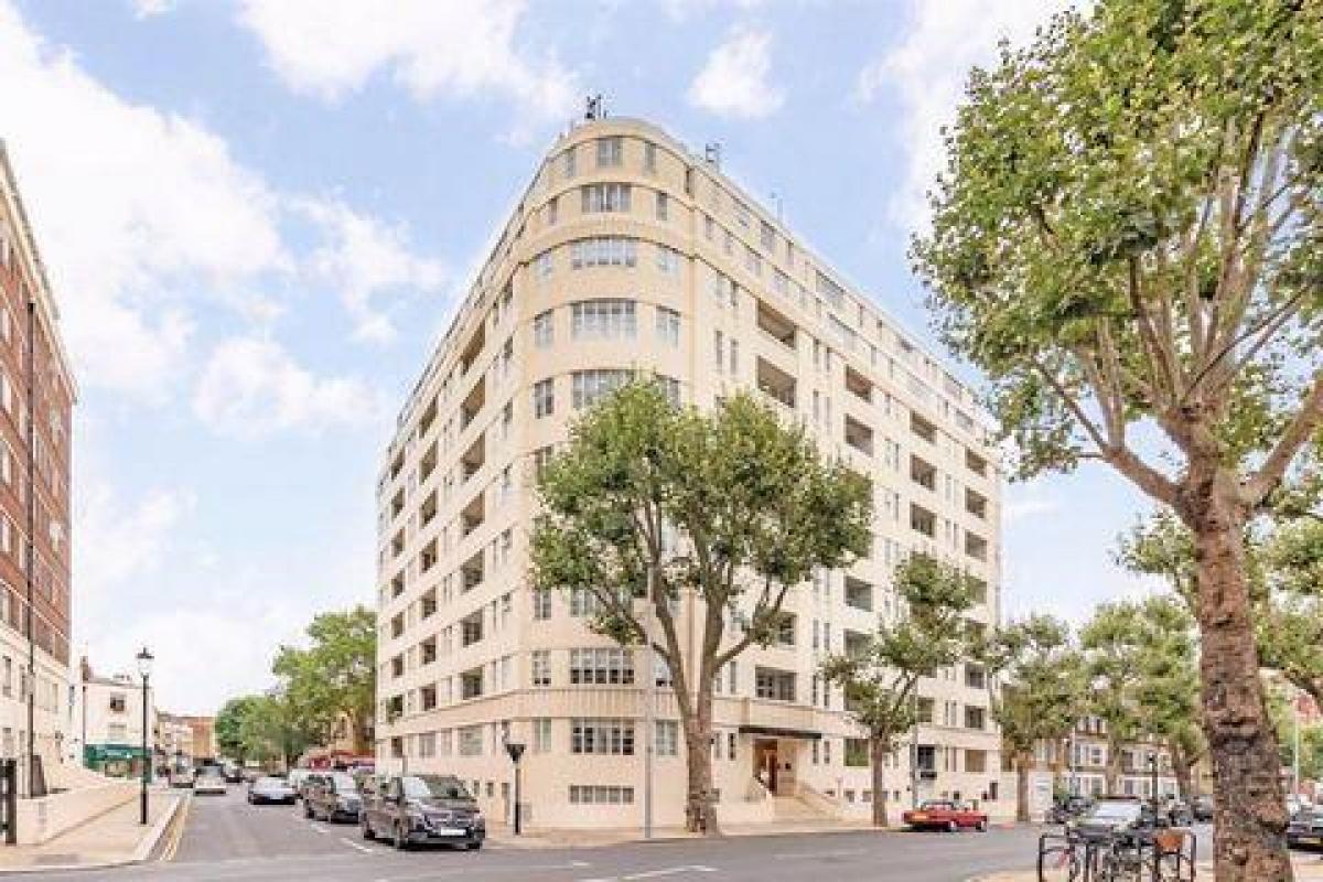 Picture of Apartment For Sale in London, Greater London, United Kingdom
