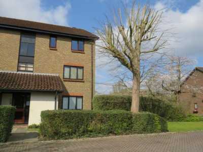Apartment For Rent in Horley, United Kingdom