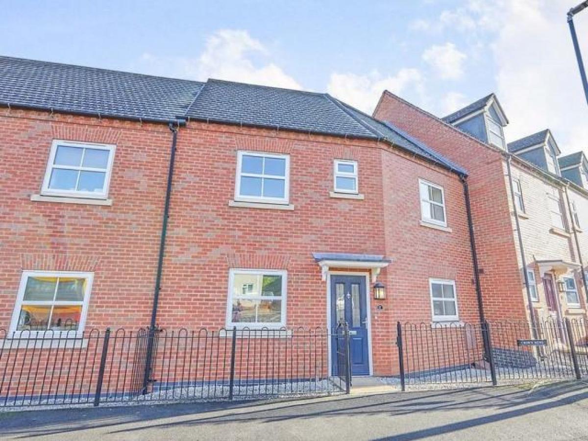 Picture of Home For Rent in Swadlincote, Derbyshire, United Kingdom