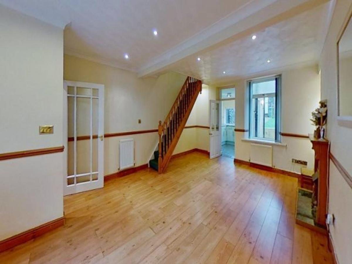 Picture of Home For Rent in Pontypridd, Mid Glamorgan, United Kingdom