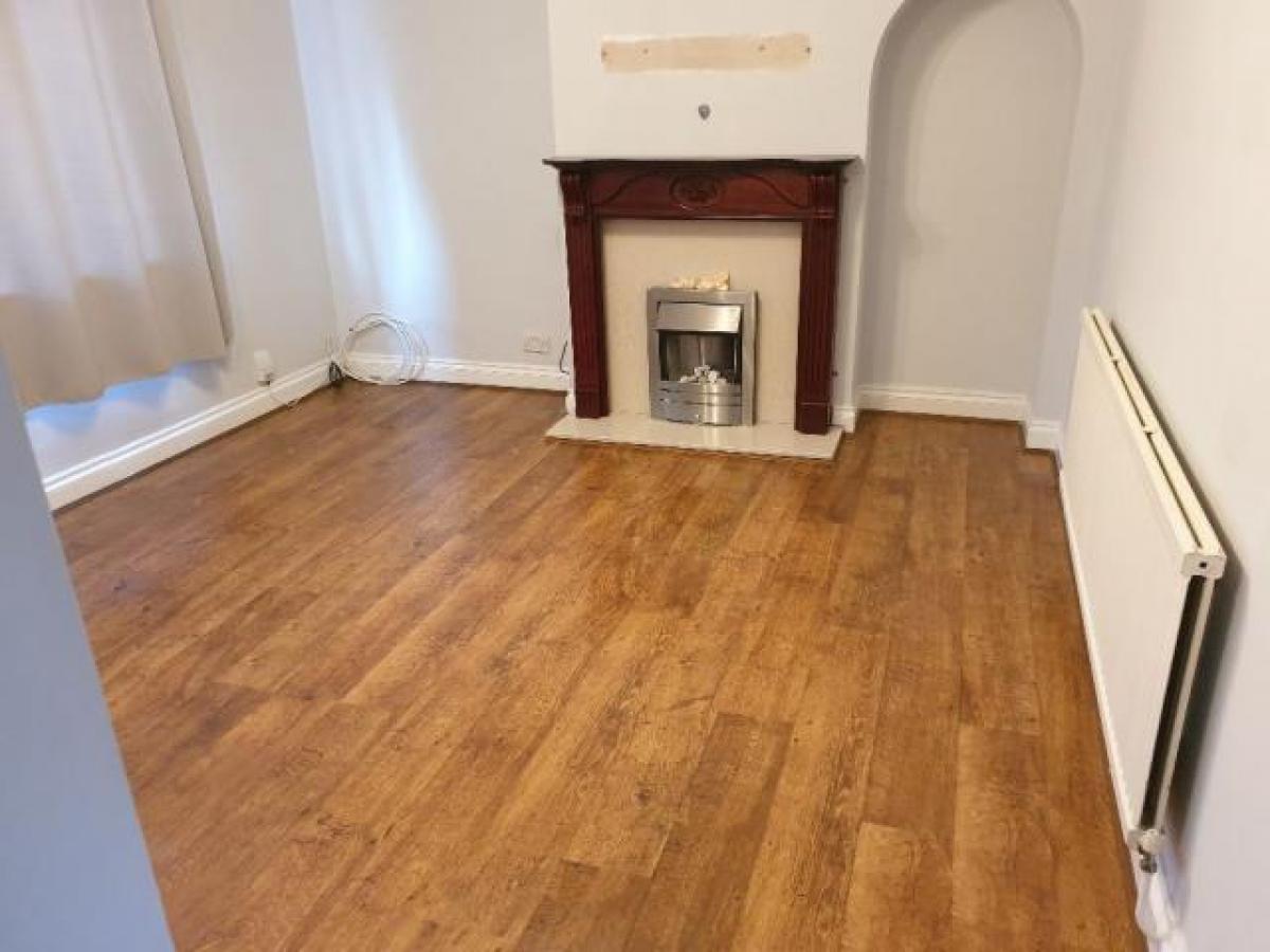 Picture of Home For Rent in Enfield, Greater London, United Kingdom