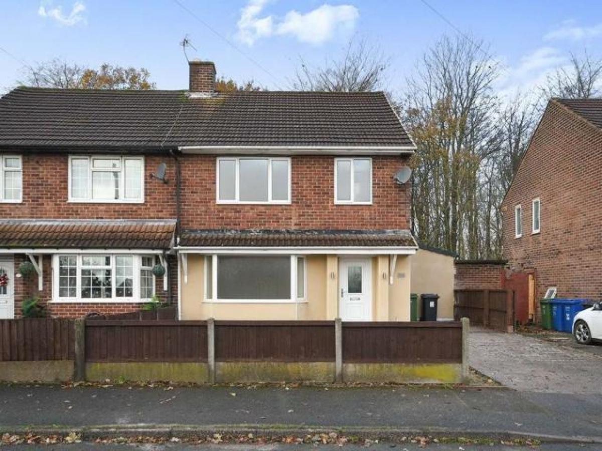 Picture of Home For Rent in Chesterfield, Derbyshire, United Kingdom