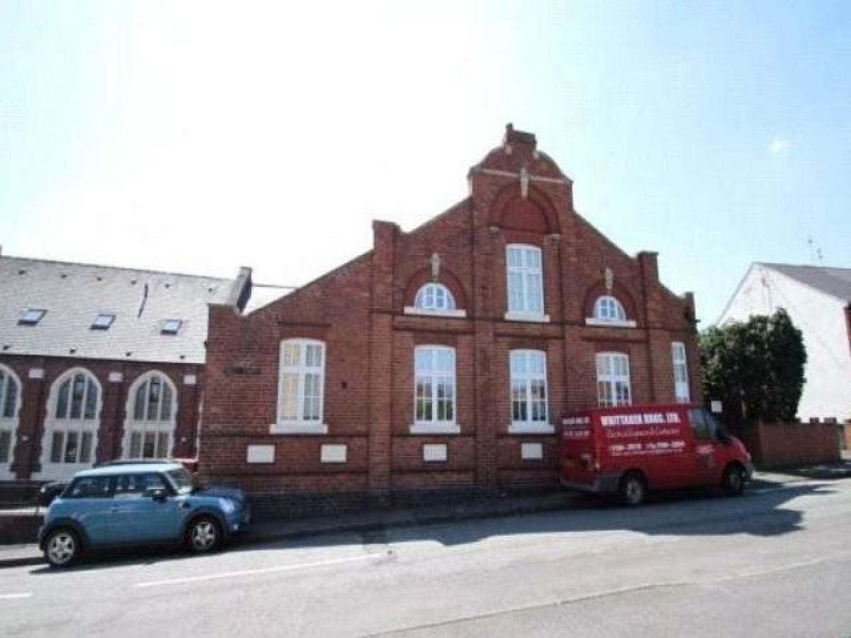 Picture of Apartment For Rent in Dudley, West Midlands, United Kingdom