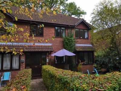 Apartment For Rent in Fleet, United Kingdom