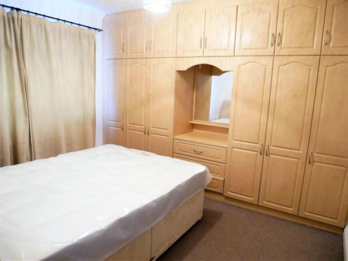 Picture of Home For Rent in Feltham, Northern Ireland, United Kingdom