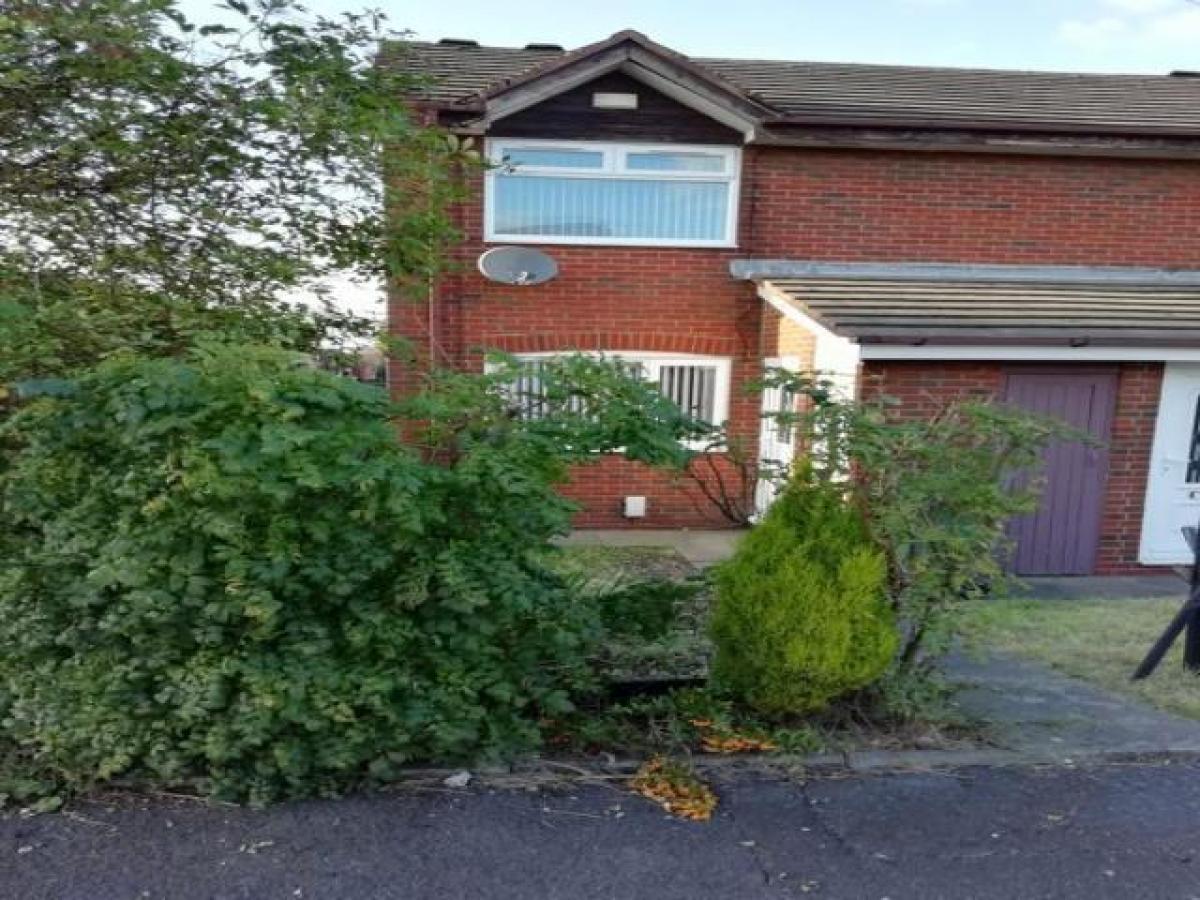 Picture of Apartment For Rent in Dukinfield, Greater Manchester, United Kingdom