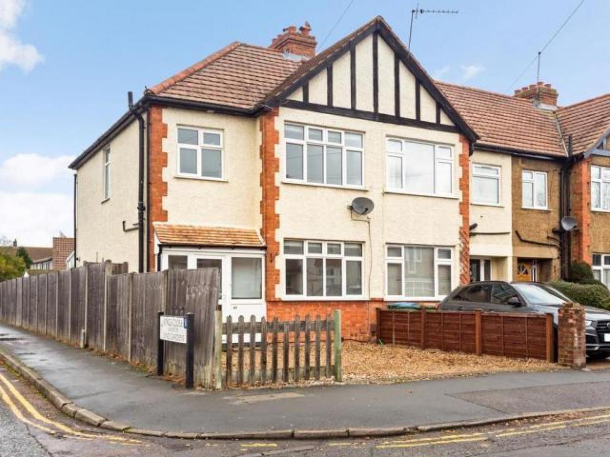 Picture of Home For Rent in Walton on Thames, Surrey, United Kingdom