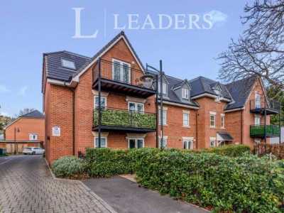 Apartment For Rent in Walton on Thames, United Kingdom