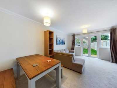 Home For Rent in Chertsey, United Kingdom