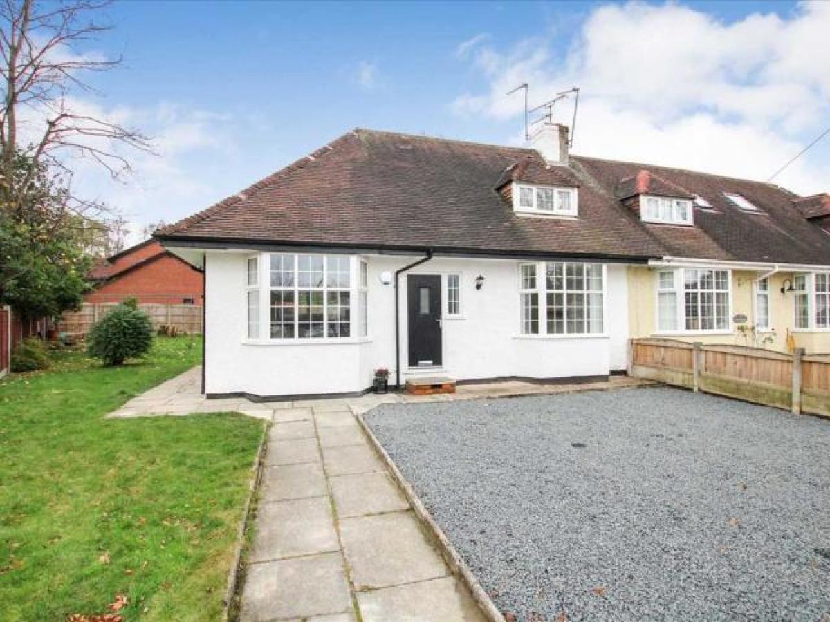 Picture of Bungalow For Rent in Manchester, Greater Manchester, United Kingdom