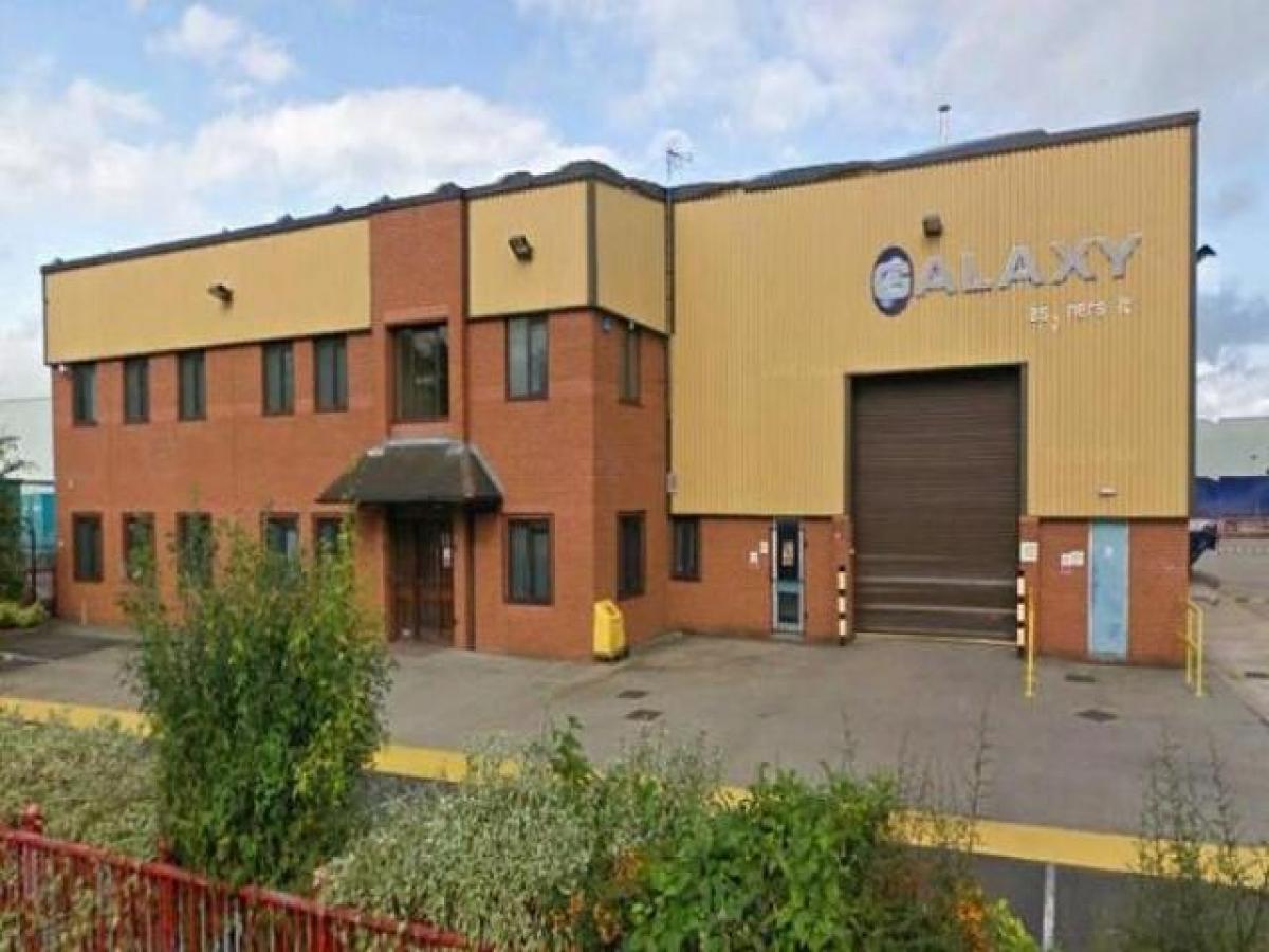 Picture of Industrial For Rent in Bilston, West Midlands, United Kingdom