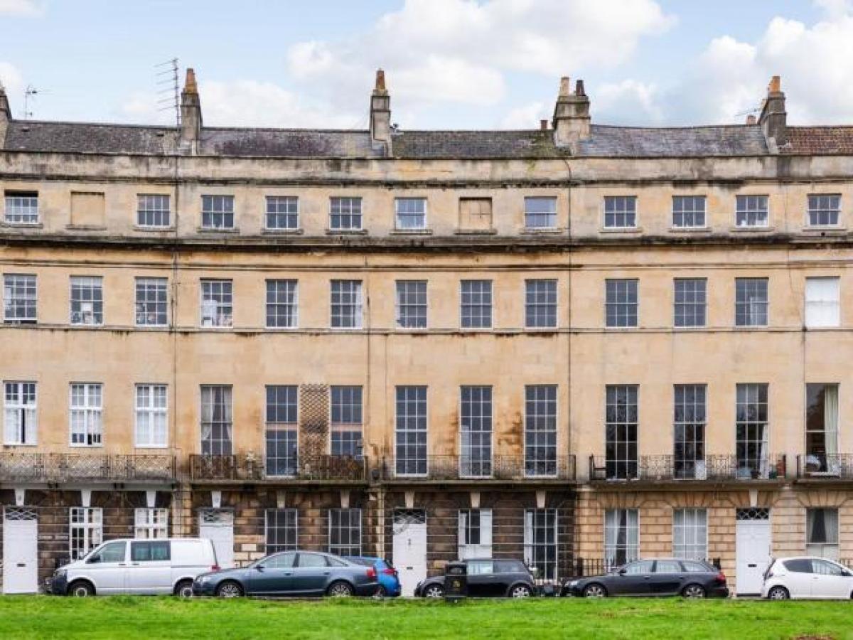 Picture of Apartment For Rent in Bath, Somerset, United Kingdom