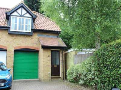 Apartment For Rent in Harpenden, United Kingdom