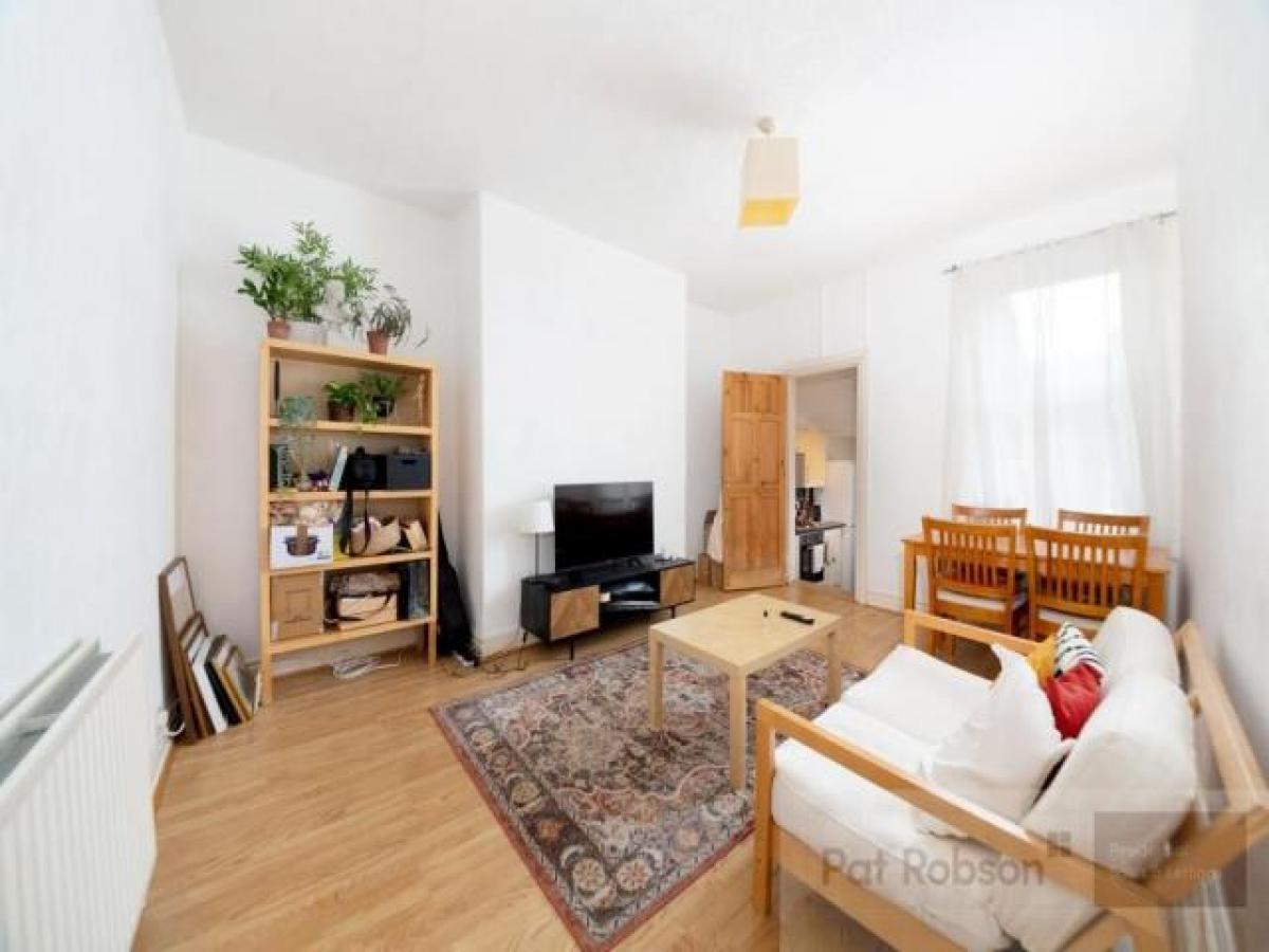 Picture of Apartment For Rent in Gateshead, Tyne and Wear, United Kingdom