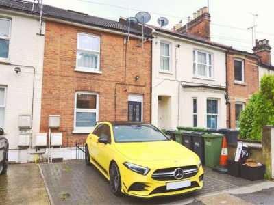 Apartment For Rent in Redhill, United Kingdom