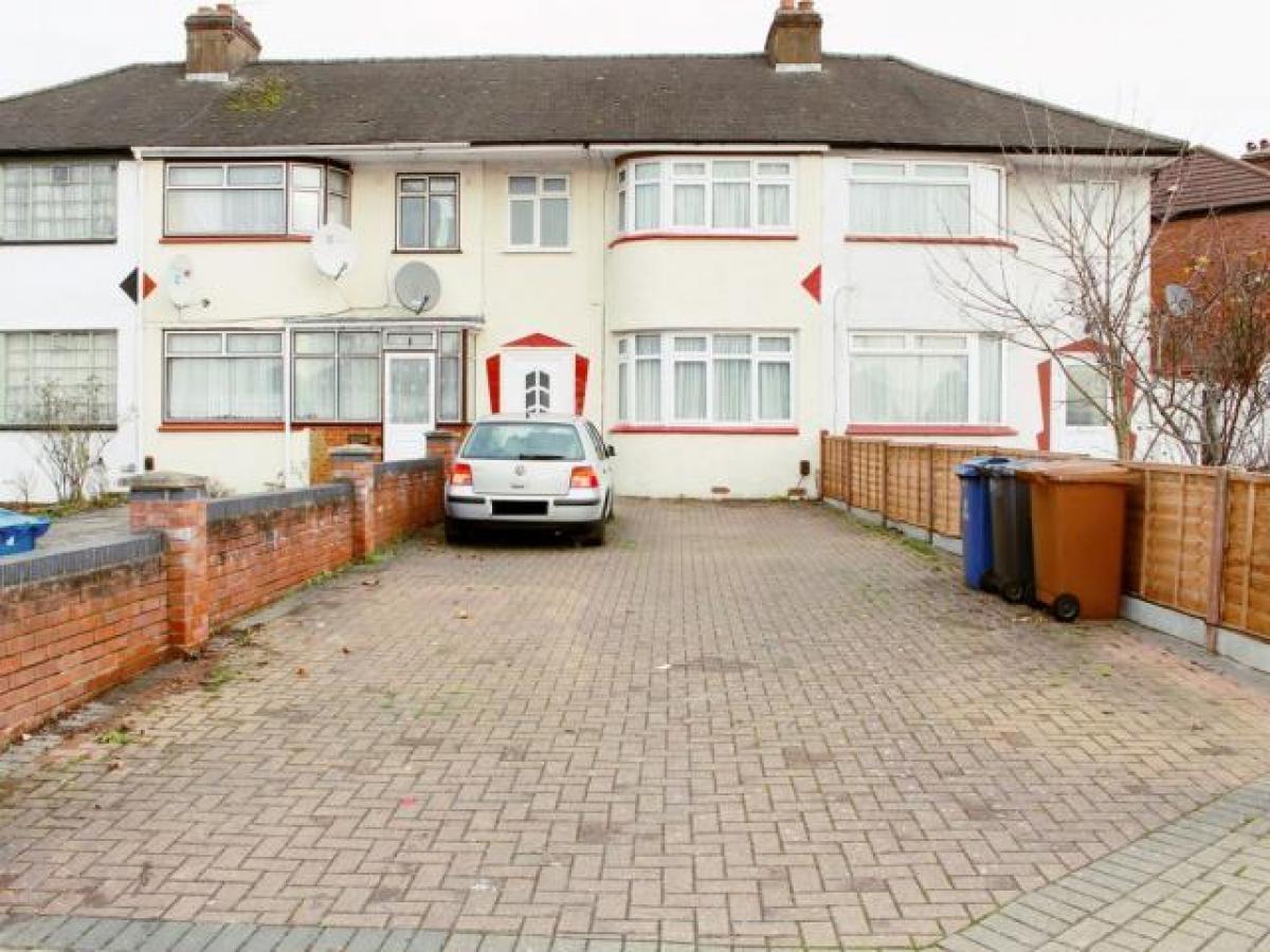 Picture of Home For Rent in Edgware, Greater London, United Kingdom