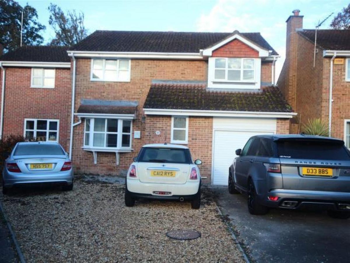 Picture of Home For Rent in Verwood, Dorset, United Kingdom