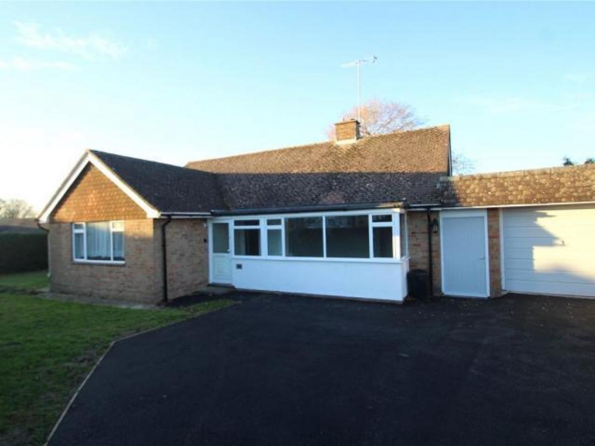 Picture of Bungalow For Rent in Littlehampton, West Sussex, United Kingdom