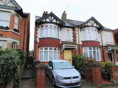 Home For Rent in Gillingham, United Kingdom