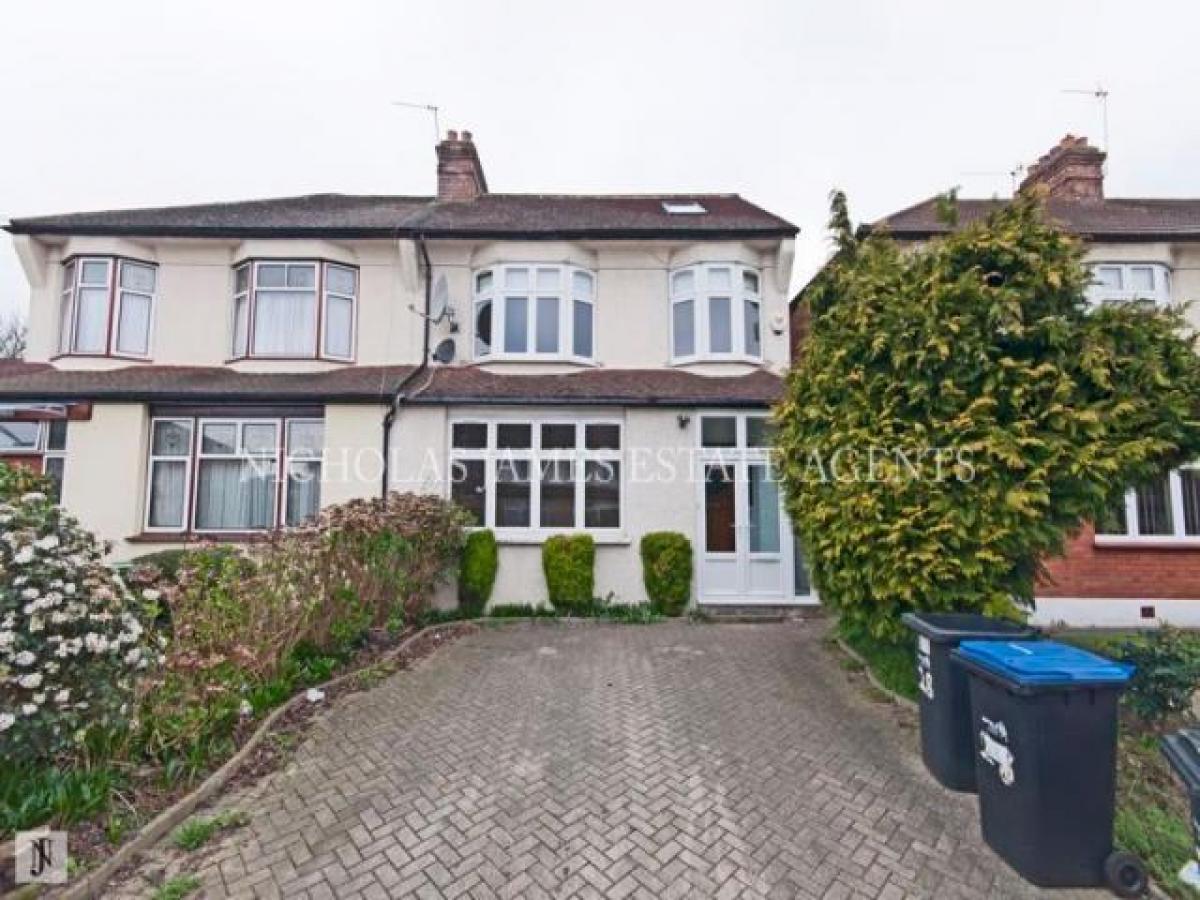 Picture of Home For Rent in Enfield, Greater London, United Kingdom