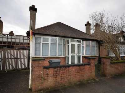 Bungalow For Rent in Wembley, United Kingdom