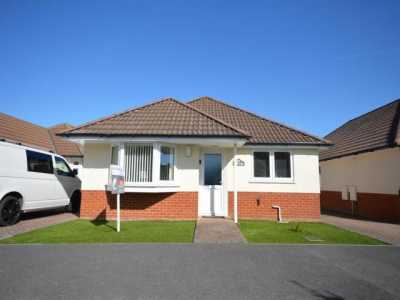 Bungalow For Rent in Lymington, United Kingdom