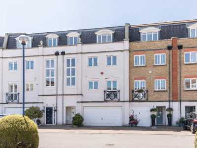 Home For Rent in Eastbourne, United Kingdom