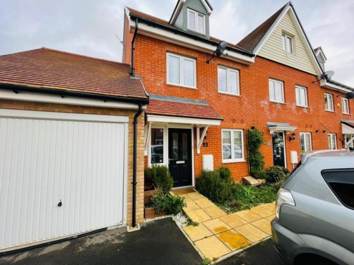 Picture of Home For Rent in Aylesbury, Buckinghamshire, United Kingdom